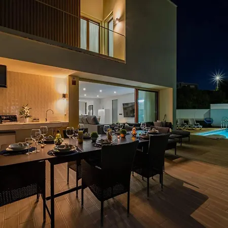 New Stylish Private Villa In Albufeira 别墅