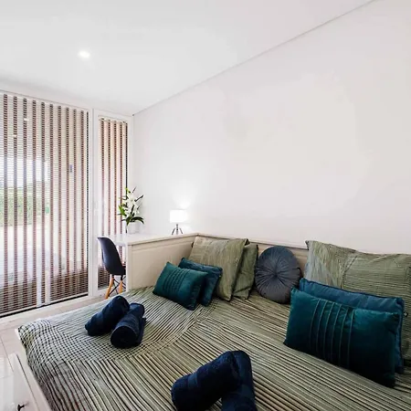 New Stylish Private Villa In Albufeira *